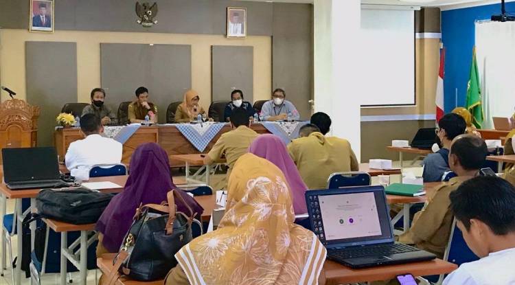 Forum Data Statistik Sektoral dengan Tema “Pembinaan Statistik Sektoral” di Ruang Rapat Dinas Kelautan dan Perikanan Provinsi Banten.